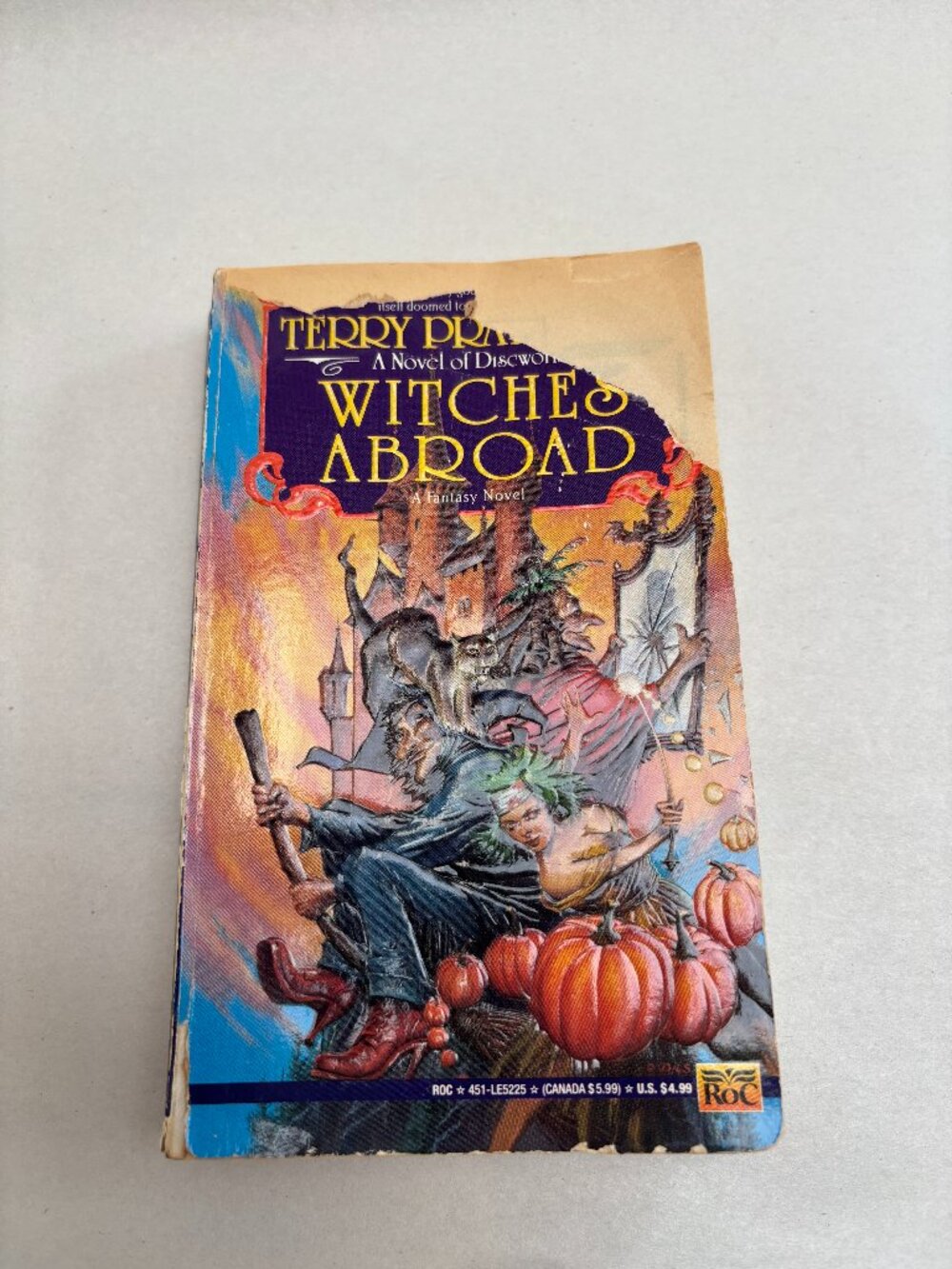 Witches Abroad- A Novel of Discworld by Terry Pratchett VTG '93 Printing